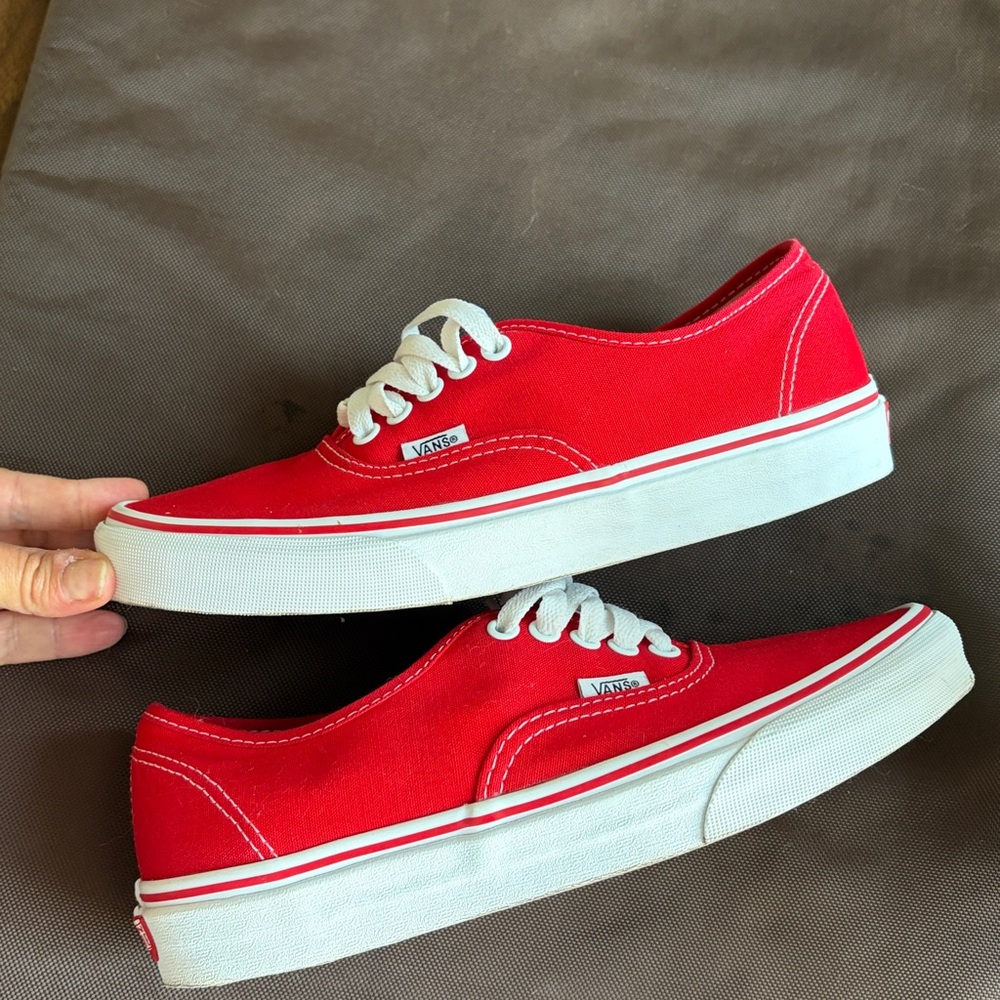 Vans Classic Canvas Sneakers in Red with White EXCELLENT CONDITION - Picture 2 of 6